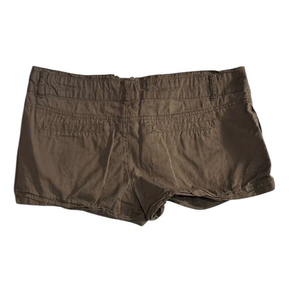 HWY Jeans Army Green Shorts - Women's Size 11 - Picture 2 of 4